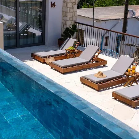 Kritou Tera Boutique - K4 * Kritou Terra